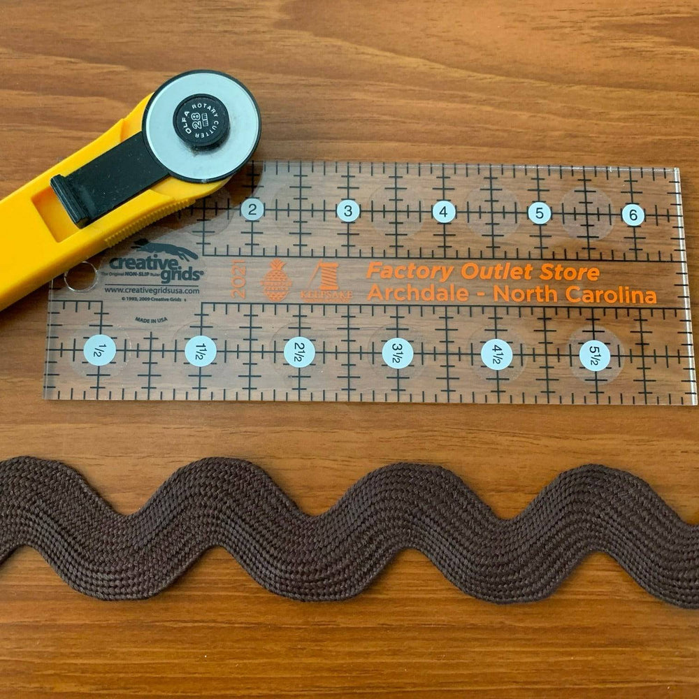 Ric Rac Trim by the Yard - Lake Wind Studio