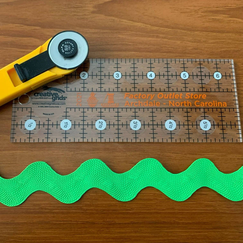 Ric Rac Trim by the Yard - Lake Wind Studio