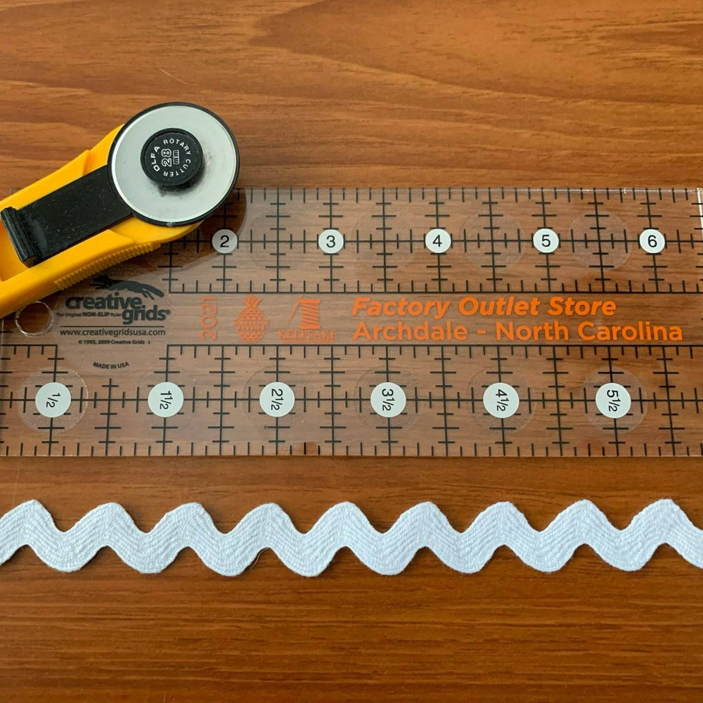 Ric Rac Trim by the Yard - Lake Wind Studio