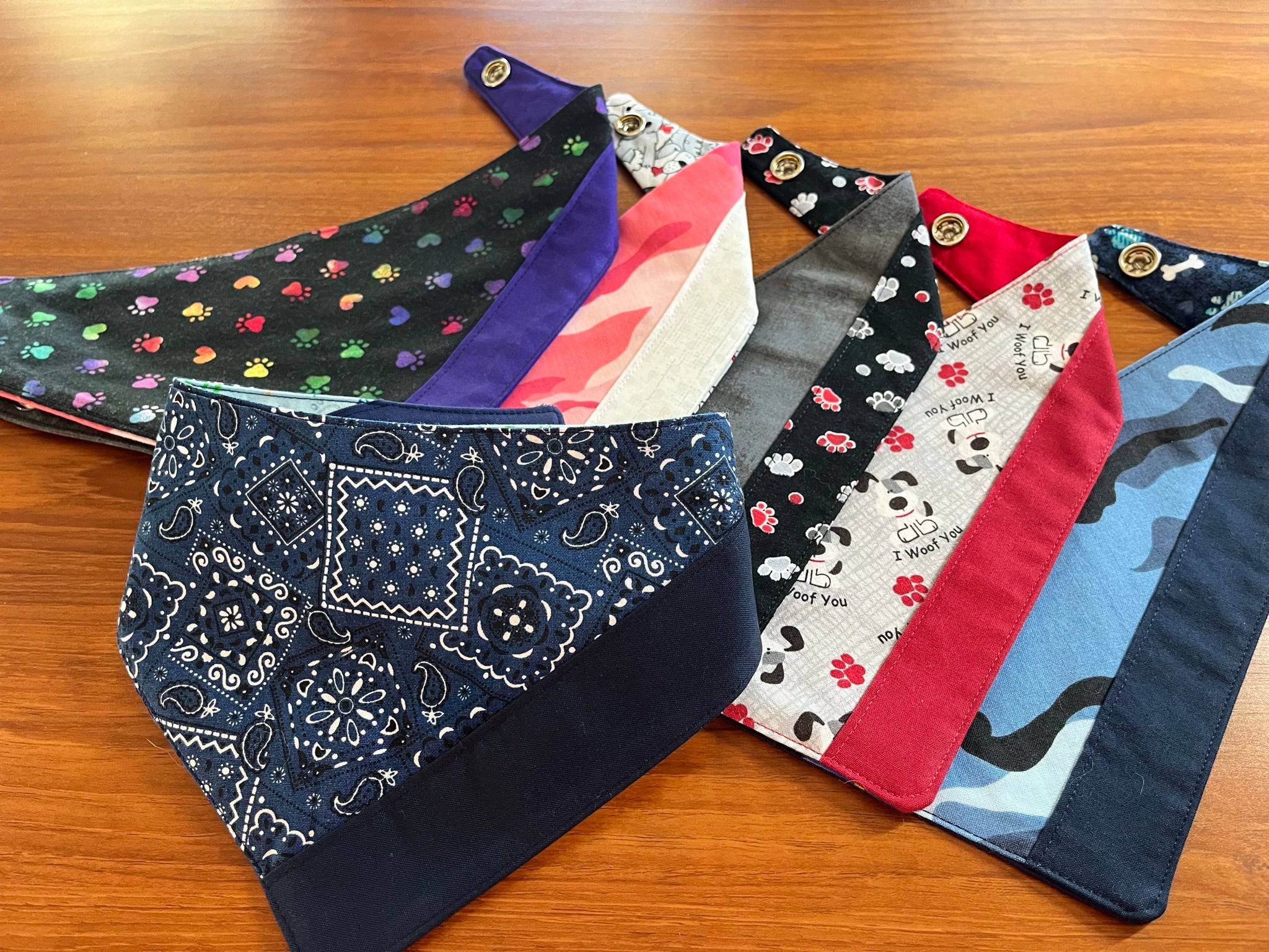 Personalized Dog Bandana - I Woof you - Lake Wind Studio