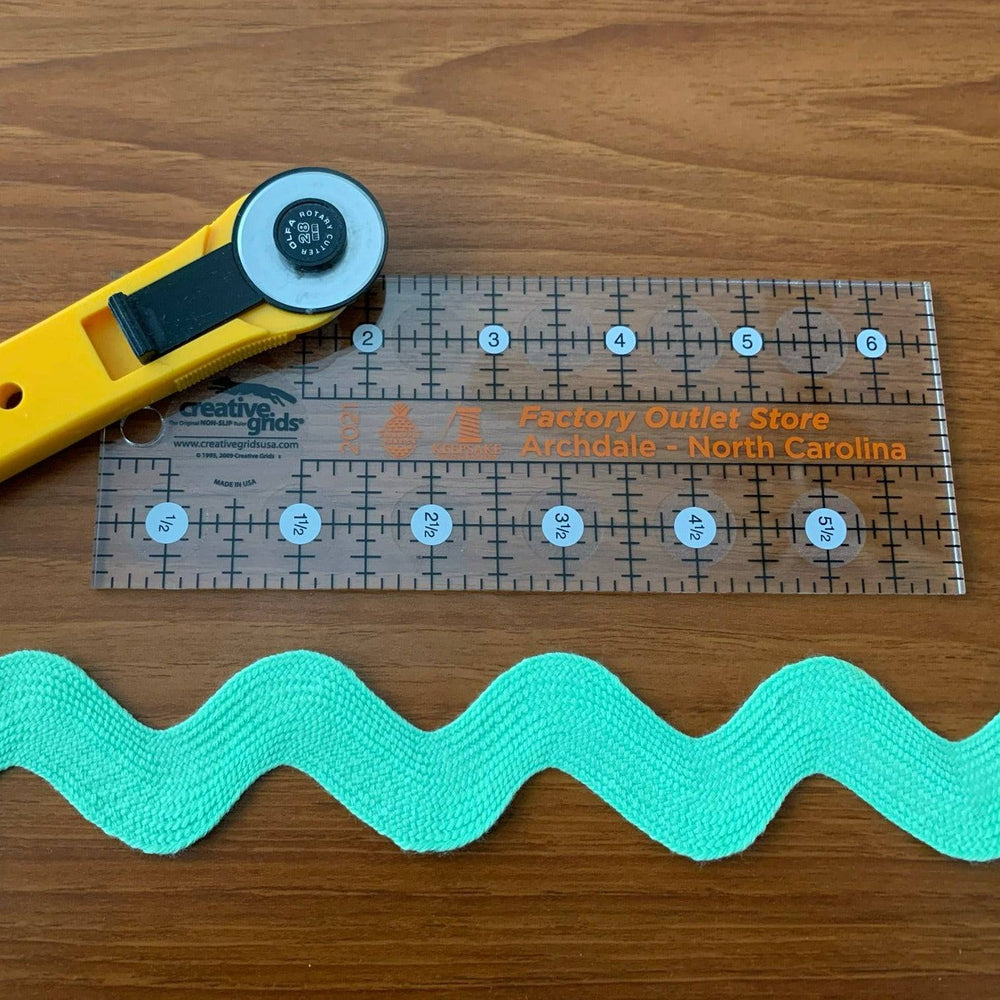 Ric Rac Trim by the Yard - Lake Wind Studio